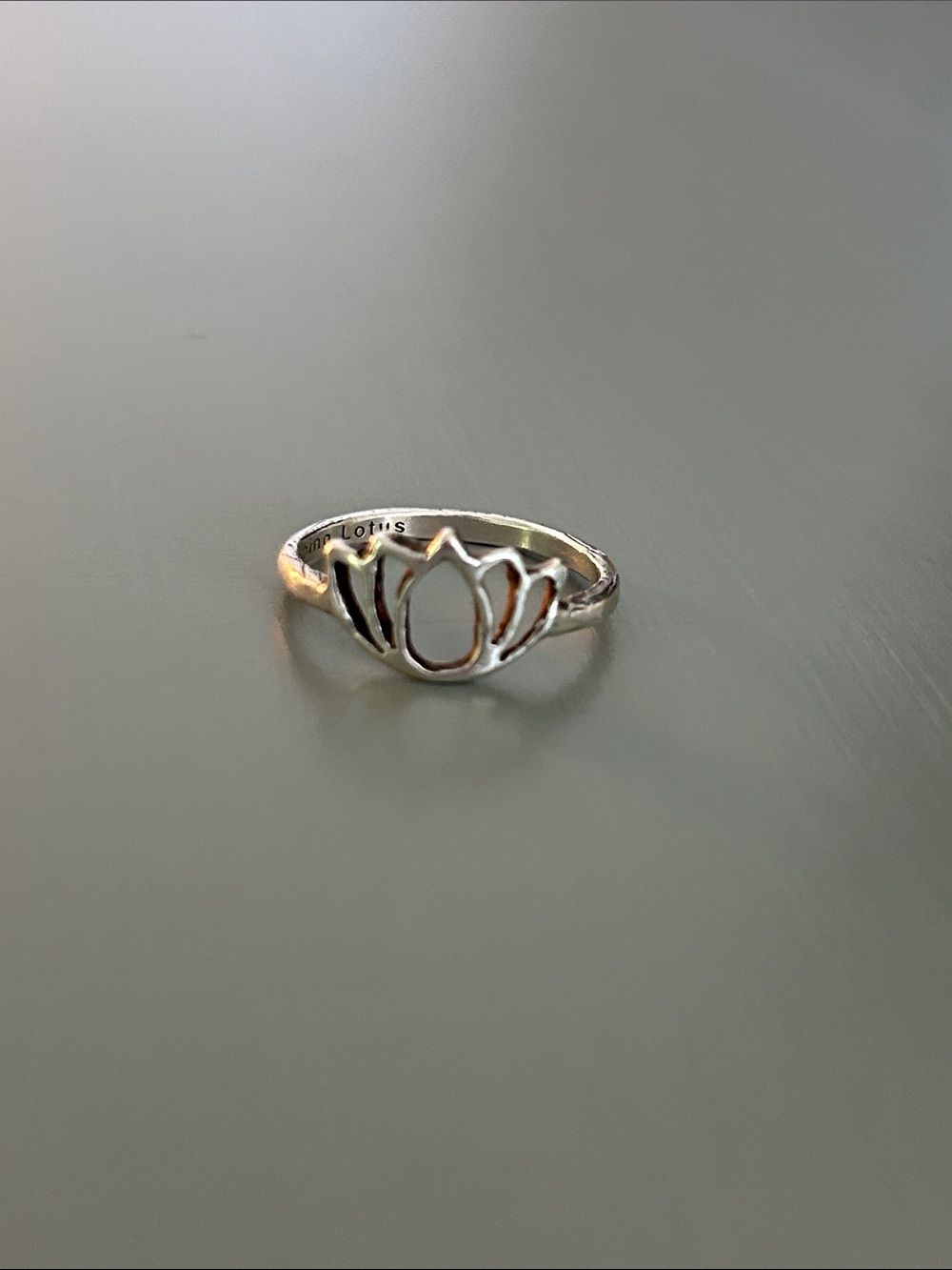Sterling Silver 🪷 Lotus Ring - Size 7